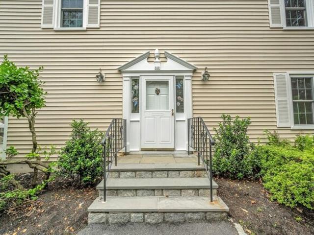 Condo for sale in Tarrytown