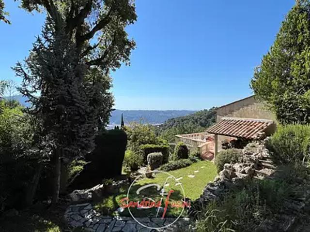 Maison vente à Grasse, Carros