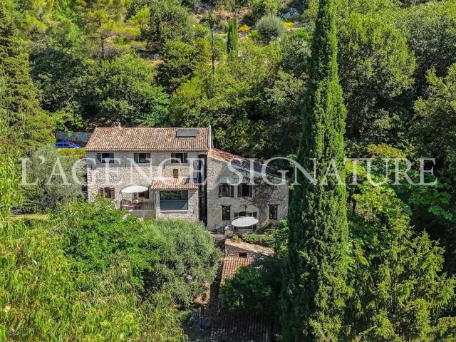 Maison vente à Grasse, Carros