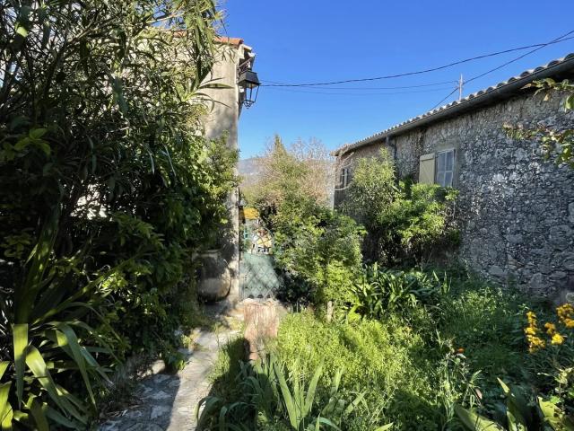 Maison vente à Grasse, Carros