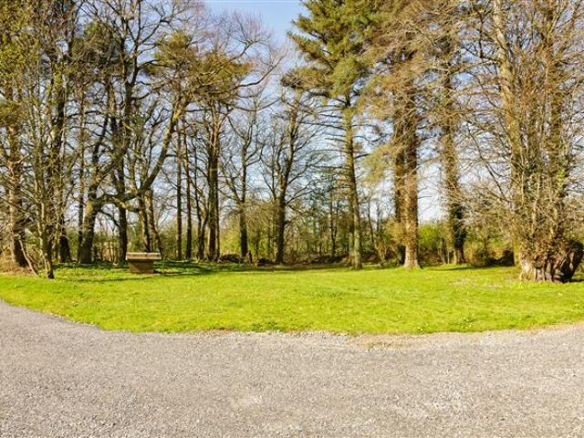 Farm for sale in Ballymote