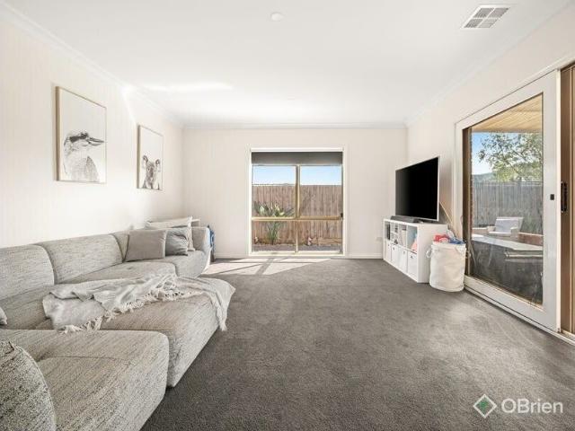 Room for rent in Camerons Creek, Victoria