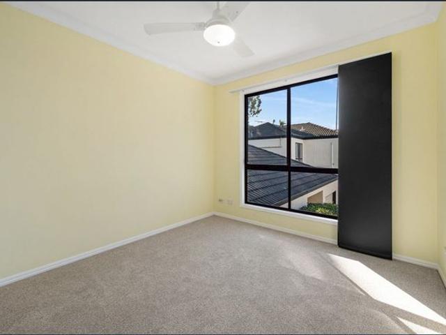 Townhouse for rent in Methul, Queensland