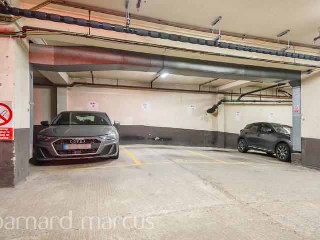 Apartment for rent in Carshalton, Benhilton