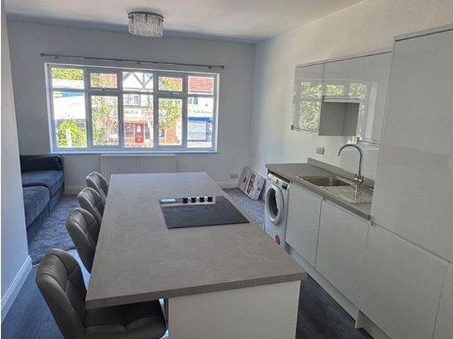 Apartment for rent in Carshalton Beeches, Greater London