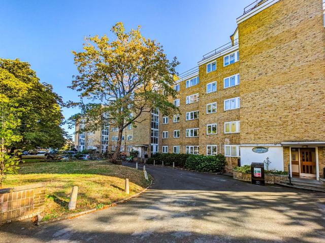 Apartment for rent in London Borough of Wandsworth, Greater London