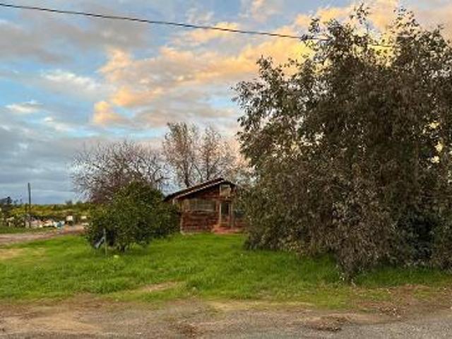 Property for sale in Tulare, California