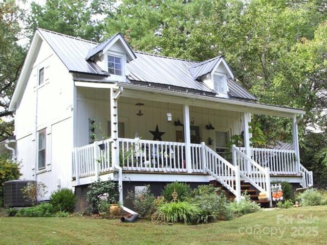 House for sale in Tryon, North Carolina