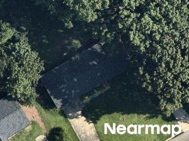 House for sale in Lilburn, Georgia