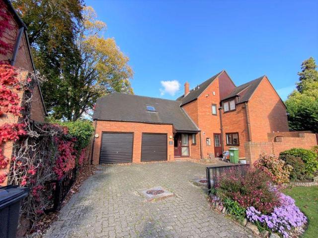 House for rent in Portfields, Lower Bullingham
