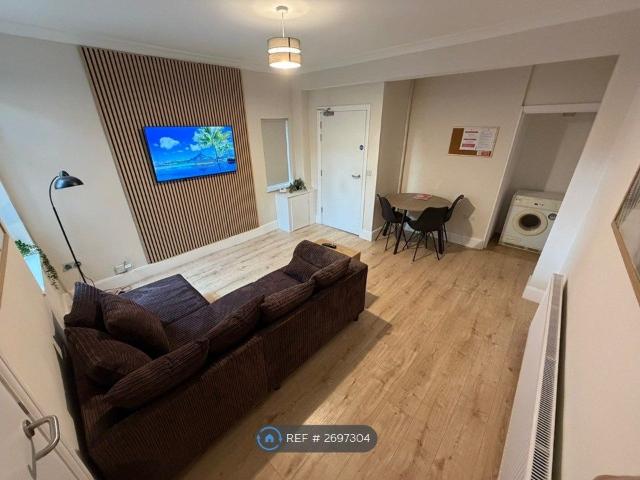 Room for rent in Potters Corner, East Midlands