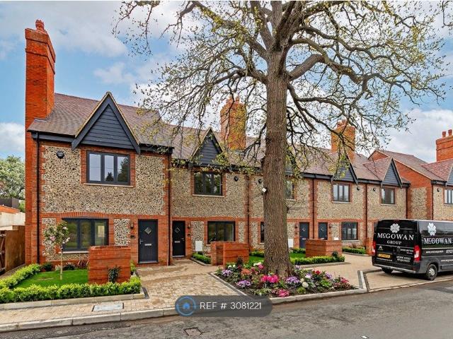 House for rent in Chipperfield, Dacorum