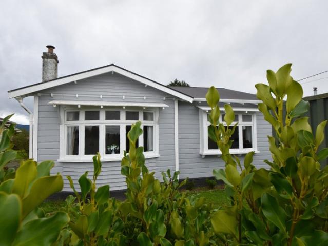 House for rent in Carterton, Carterton District
