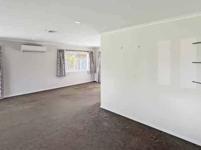 House for rent in Carterton, Carterton District