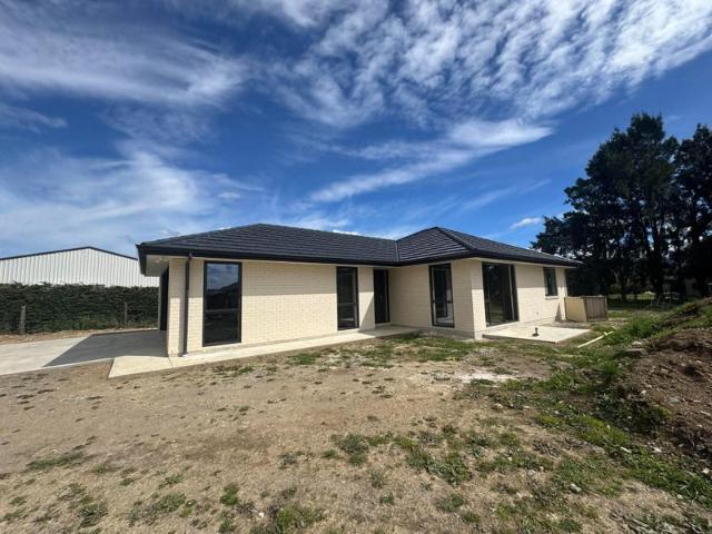 House for rent in Carterton, Carterton District