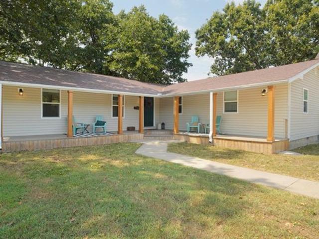 House for sale in Carthage, Missouri