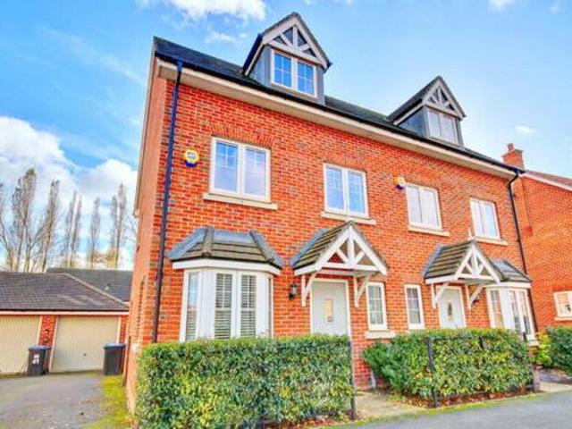 House for sale in Northamptonshire