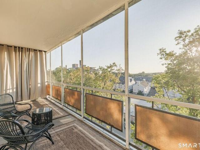 Condo for sale in Bridgeport, Connecticut
