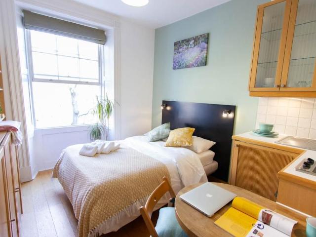 Studio for rent in Saint Pancras, Greater London