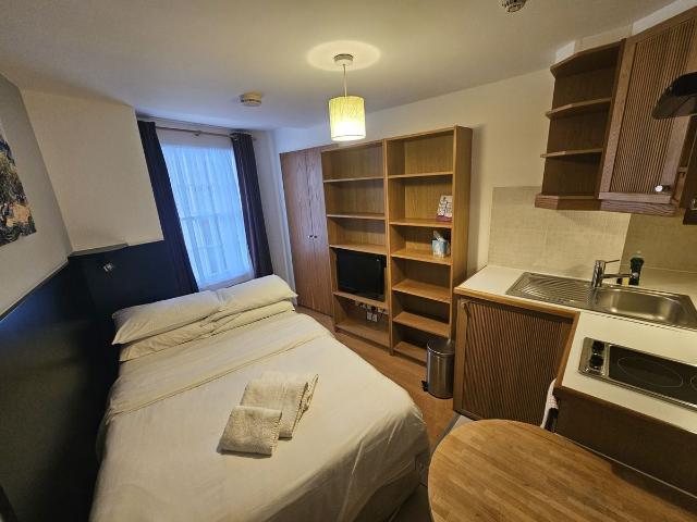 Studio for rent in Saint Pancras, Greater London