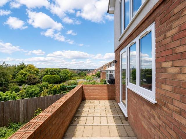 Apartment for rent in Daws Hill, Cressex