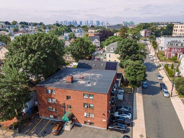 Condo for sale in Chelsea