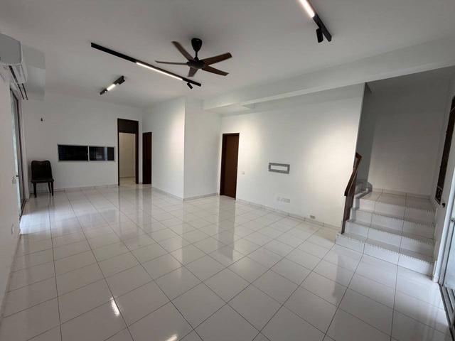 Terraced House for rent in Setia Tropika, Johor Bahru