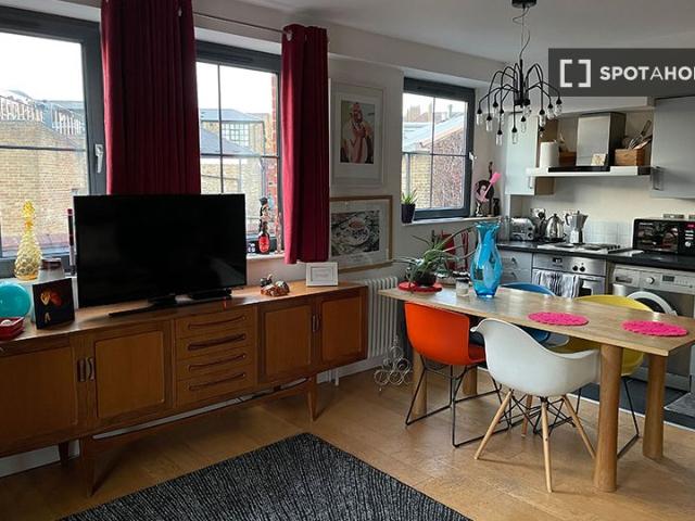 Apartment for rent in London Borough of Hackney, Greater London