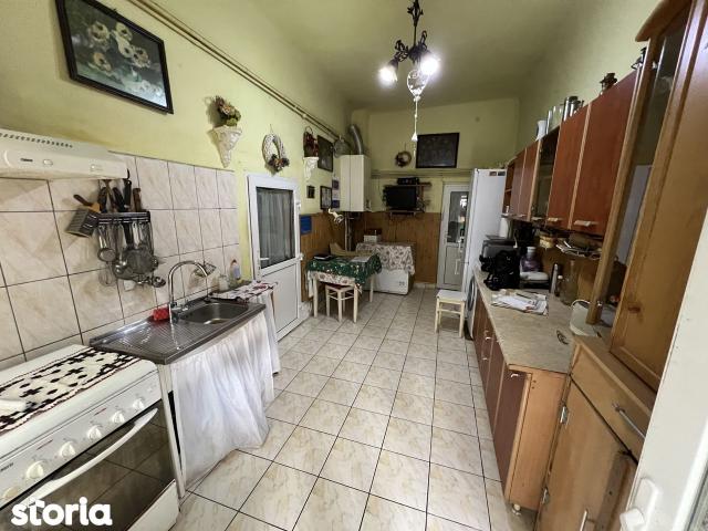 Casă vânzări