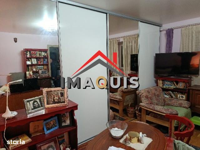 Casă vânzări