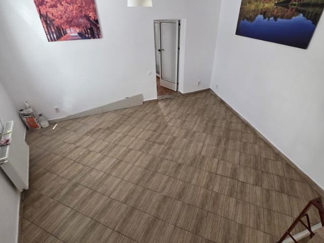 Casă vânzări