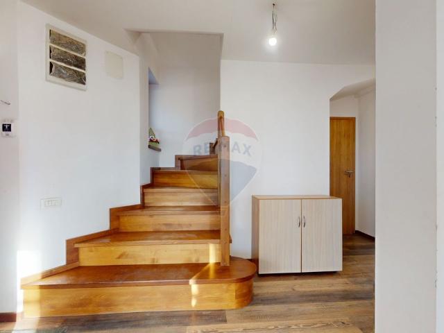 Casă vânzări în Romani, Brașov