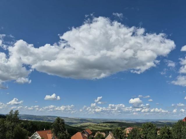 Casă vânzări