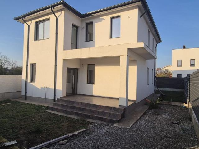 Casă vânzări