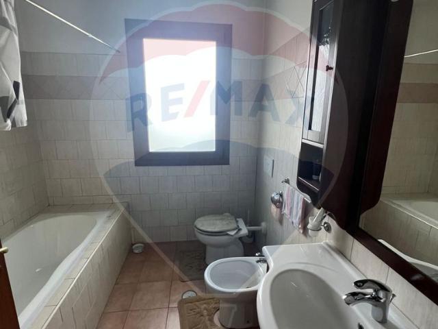 Casă vânzări în Dobrinesti