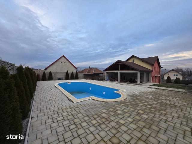 Casă vânzări