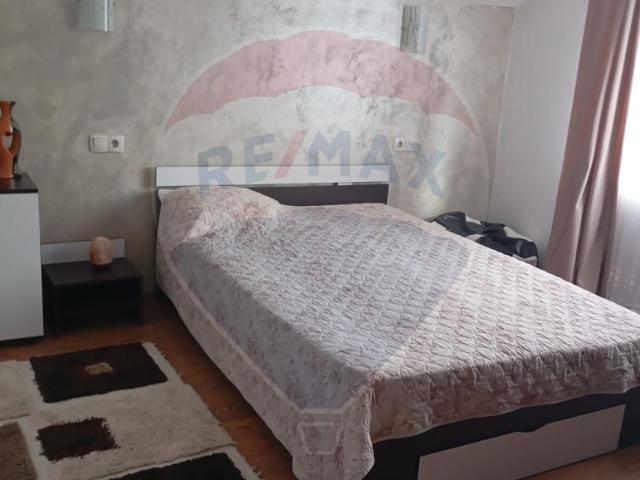 Casă vânzări