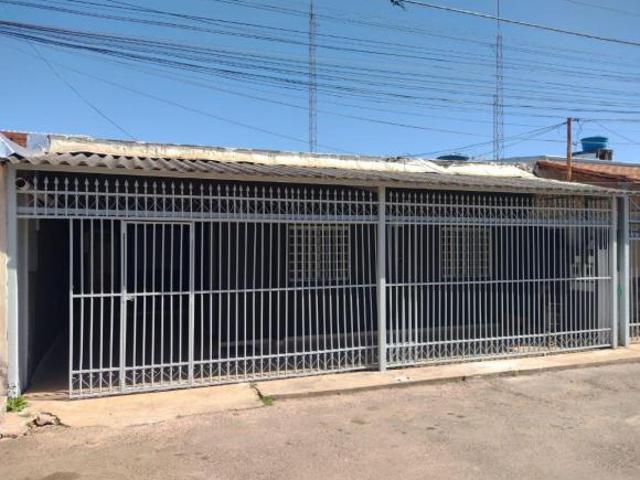 Casa venda em Região Geográfica Imediata do Distrito Federal, Região Integrada de Desenvolvimento do Distrito Federal e Entorno