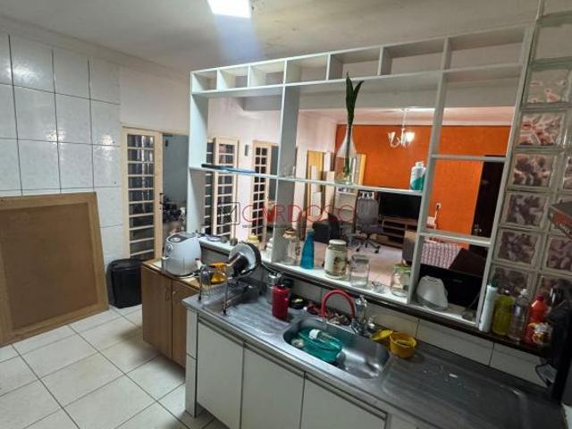 Casa venda em QR 313, Samambaia