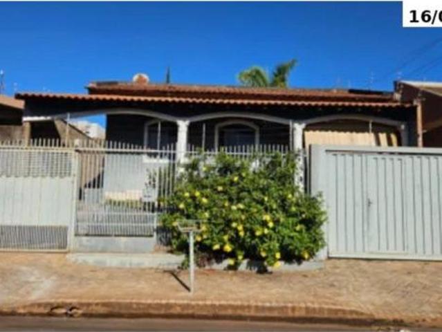 Casa venda em Região Imediata de Ourinhos, Ourinhos