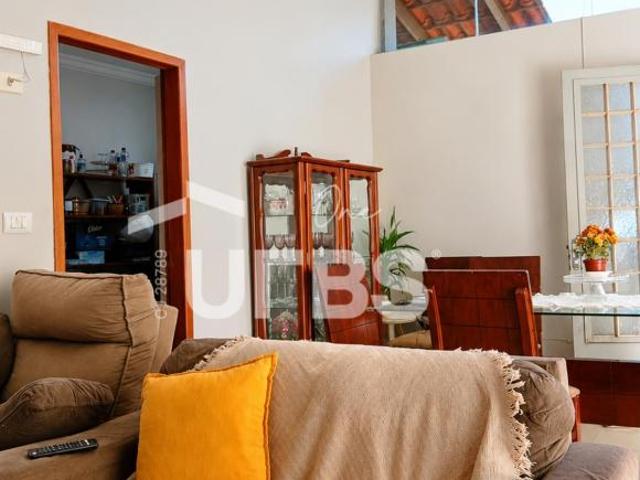 Casa venda em Região Geográfica Imediata de Goiânia, Goiânia