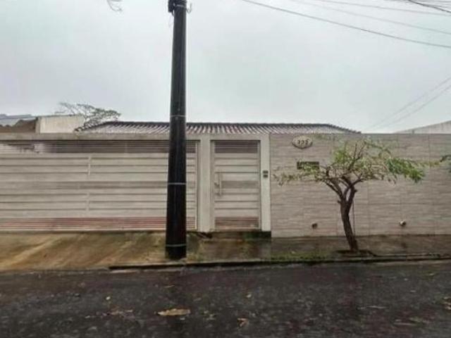 Casa venda em Região Imediata de Marília, Marília
