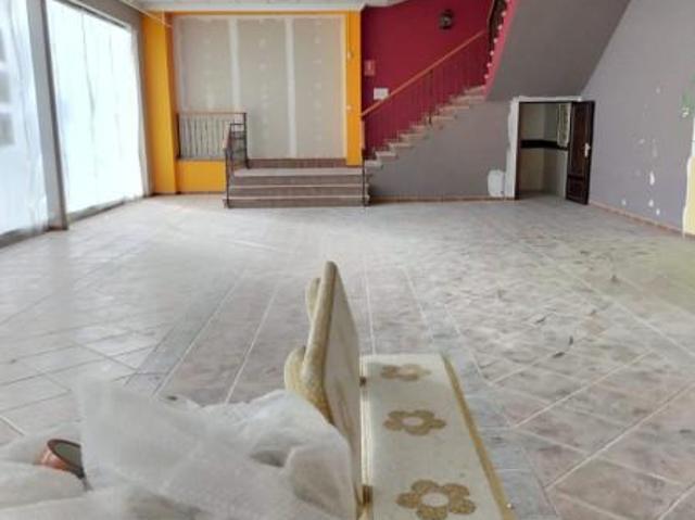 Casa en alquiler en Lucena, Andalucía