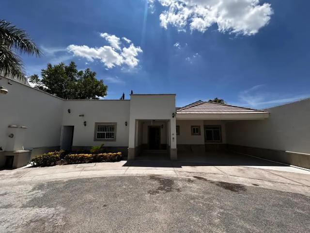 Casa en renta en Villa De Cos, Zacatecas