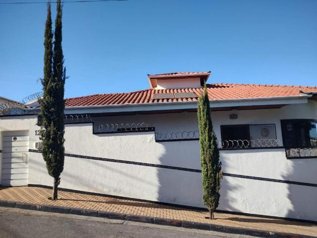 Casa aluguel em Região Geográfica Imediata de Belo Horizonte, Região Metropolitana de Belo Horizonte