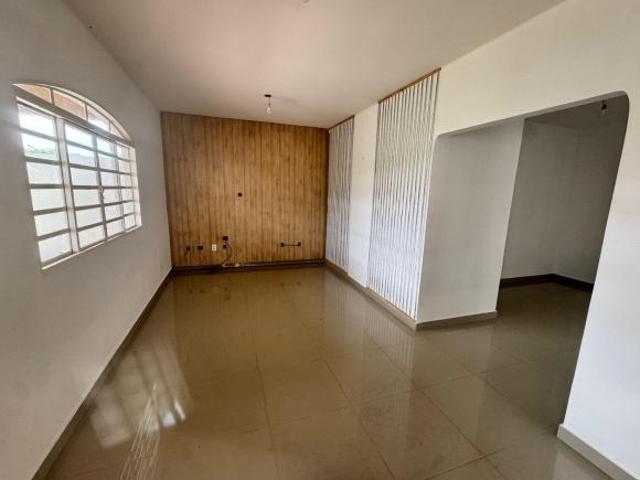 Casa venda em Região Geográfica Imediata do Distrito Federal, Região Integrada de Desenvolvimento do Distrito Federal e Entorno