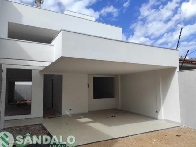 Casa venda em Região Geográfica Imediata de Maringá, Maringá