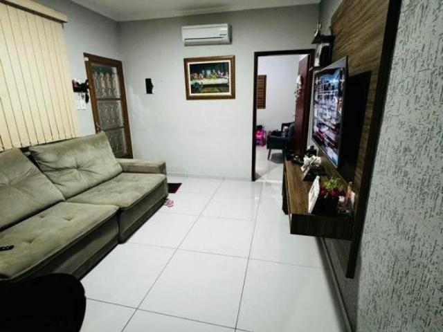 Casa venda em Região Imediata de Taubaté-Pindamonhangaba, Região Metropolitana do Vale do Paraíba e Litoral Norte