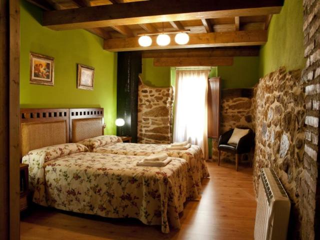 Casa en alquiler en Casas Del Monte, Extremadura