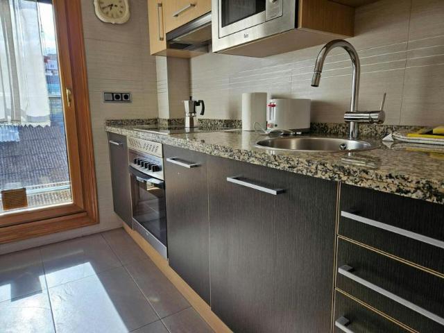 Casa en alquiler en Los Campos, Gijón